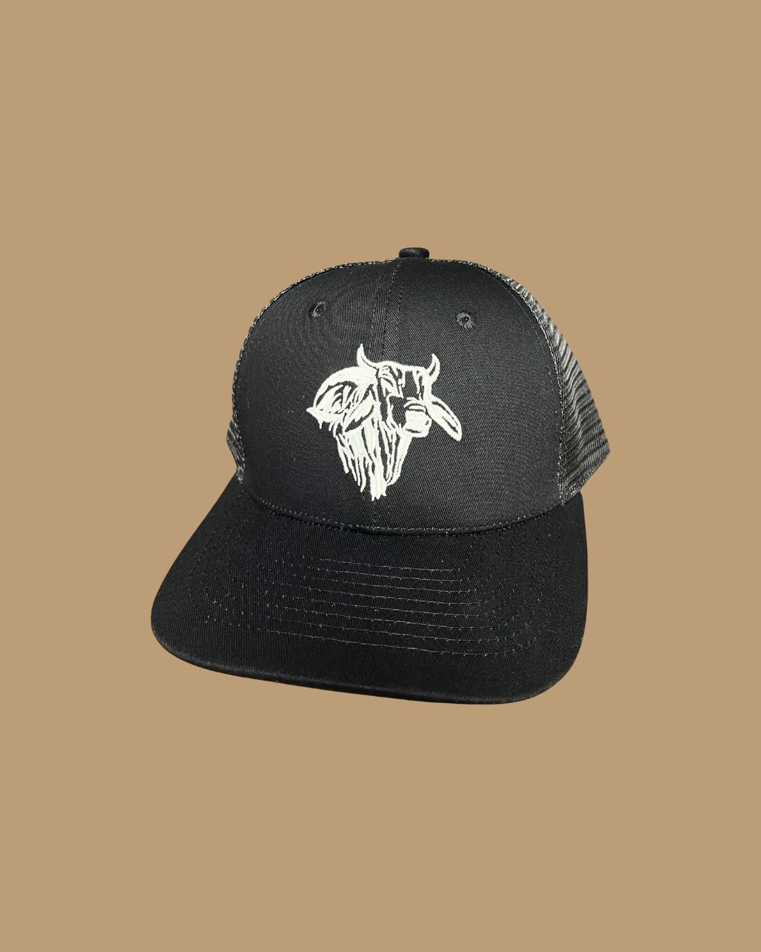 - White Retro Bull Black Hat